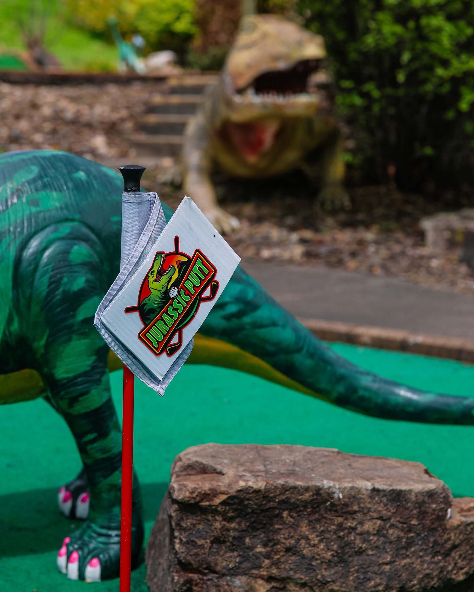 Dolittle station mini golf 01