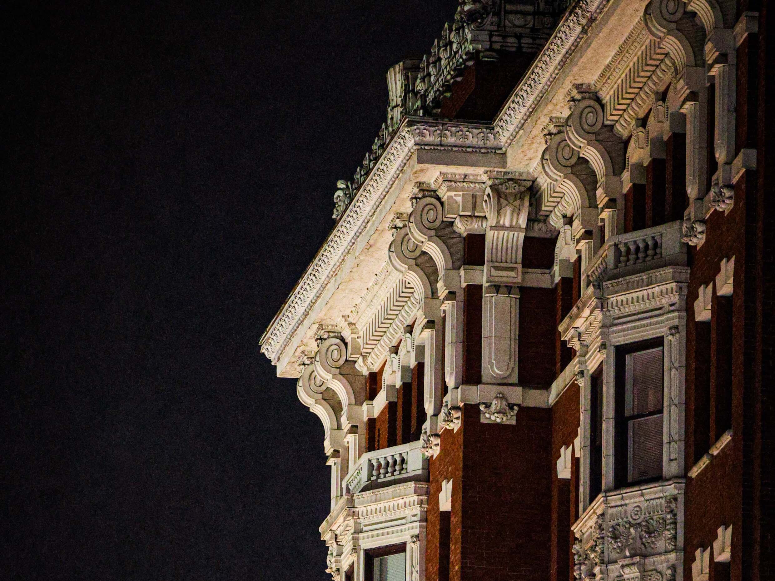 Ornate buildingnight 01 3x2